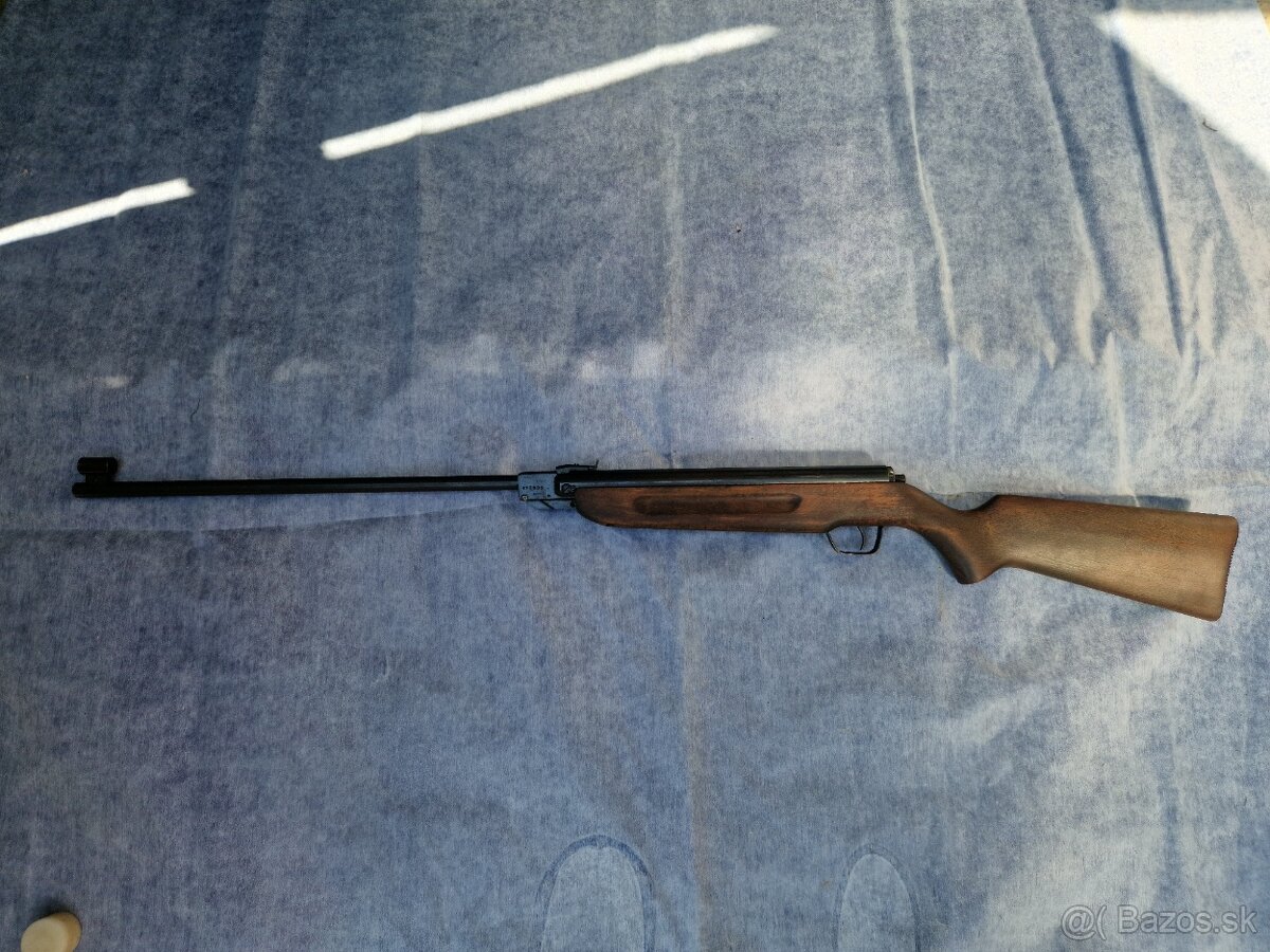 Vzduchovka SLAVIA 630