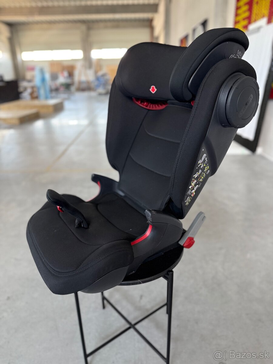 Britax Römer KIDFIX III M Cosmos Black