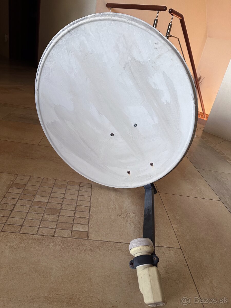 Satelitná parabola 60 cm s konventorom