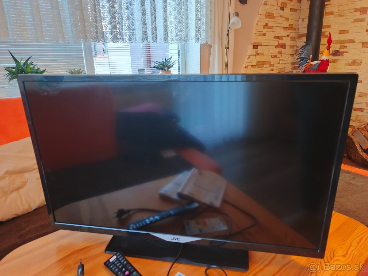 predám televízor JVC
