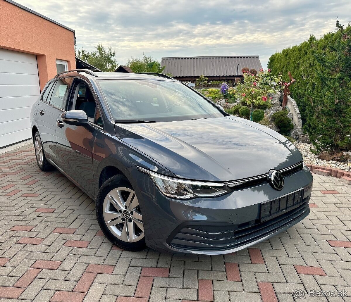 Volkswagen Golf VIII Variant 1.0 eTSI 81kw