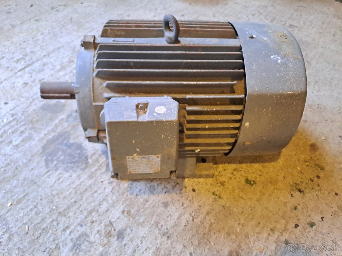 Predám novy/Nepoužitý elektromotor 10 kw