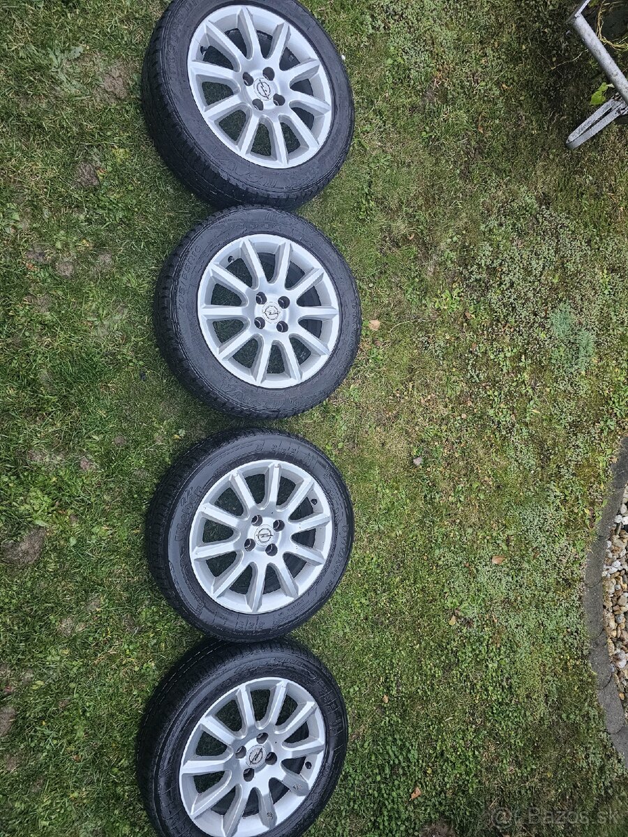 Predam elektrony 4x100 R16