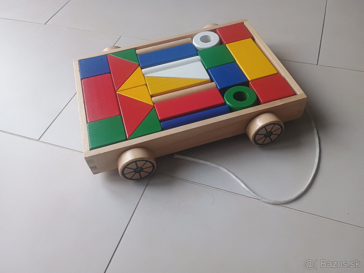 Predám vozík s drevenými kockami