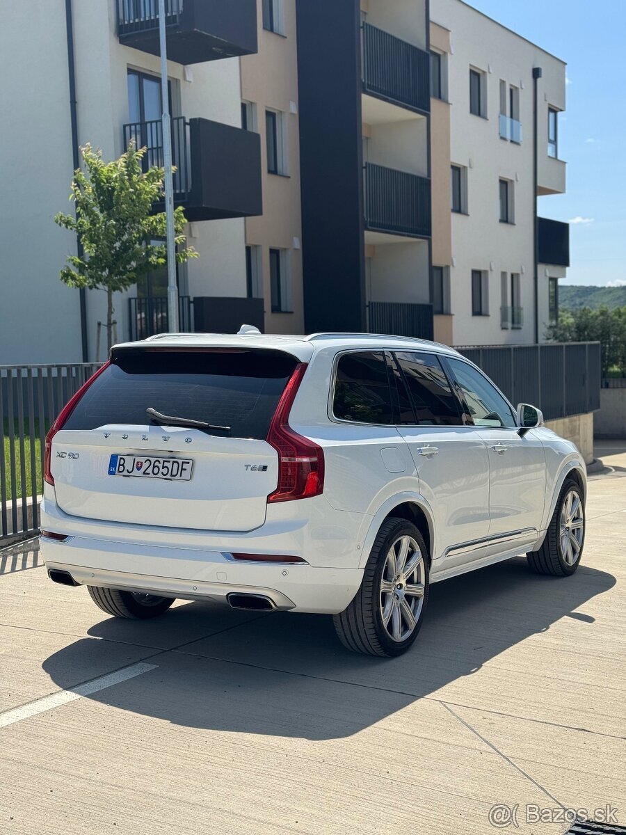 Volvo XC90 2.0 235 kW •Benzín• Automat