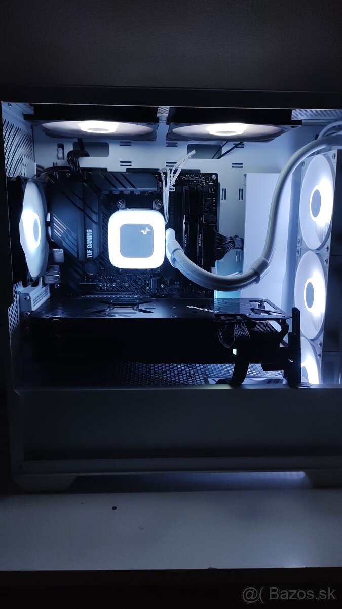 Predám prípadne vymením za herný notebook