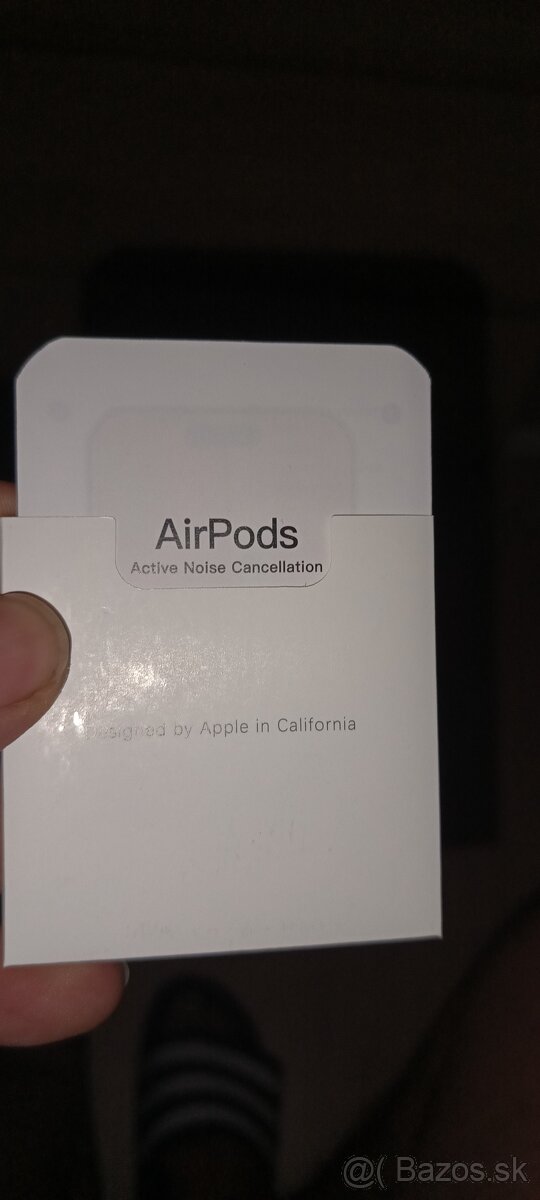 Apple airpods 4