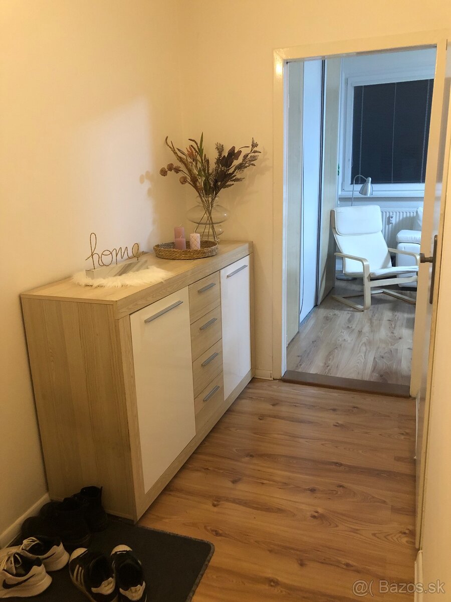 Prenájom 1-izboveho bytu