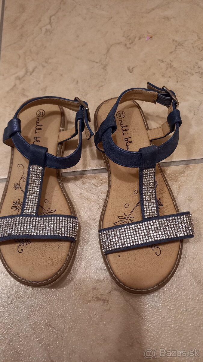 Dievčenské sandálky