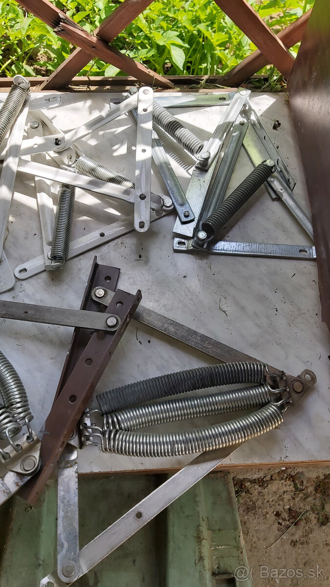 Kovanie na postele,drevenú postel