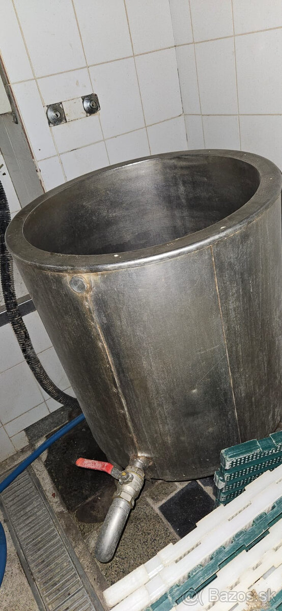 Elektrický kotol na škvarenie alebo varenie