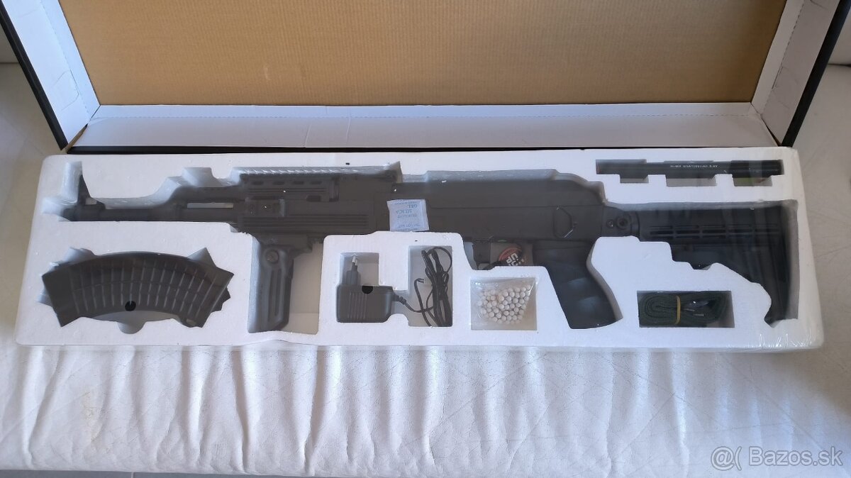 AK 47, CM-028C
