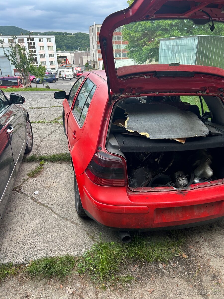 rozpredam golf 4
