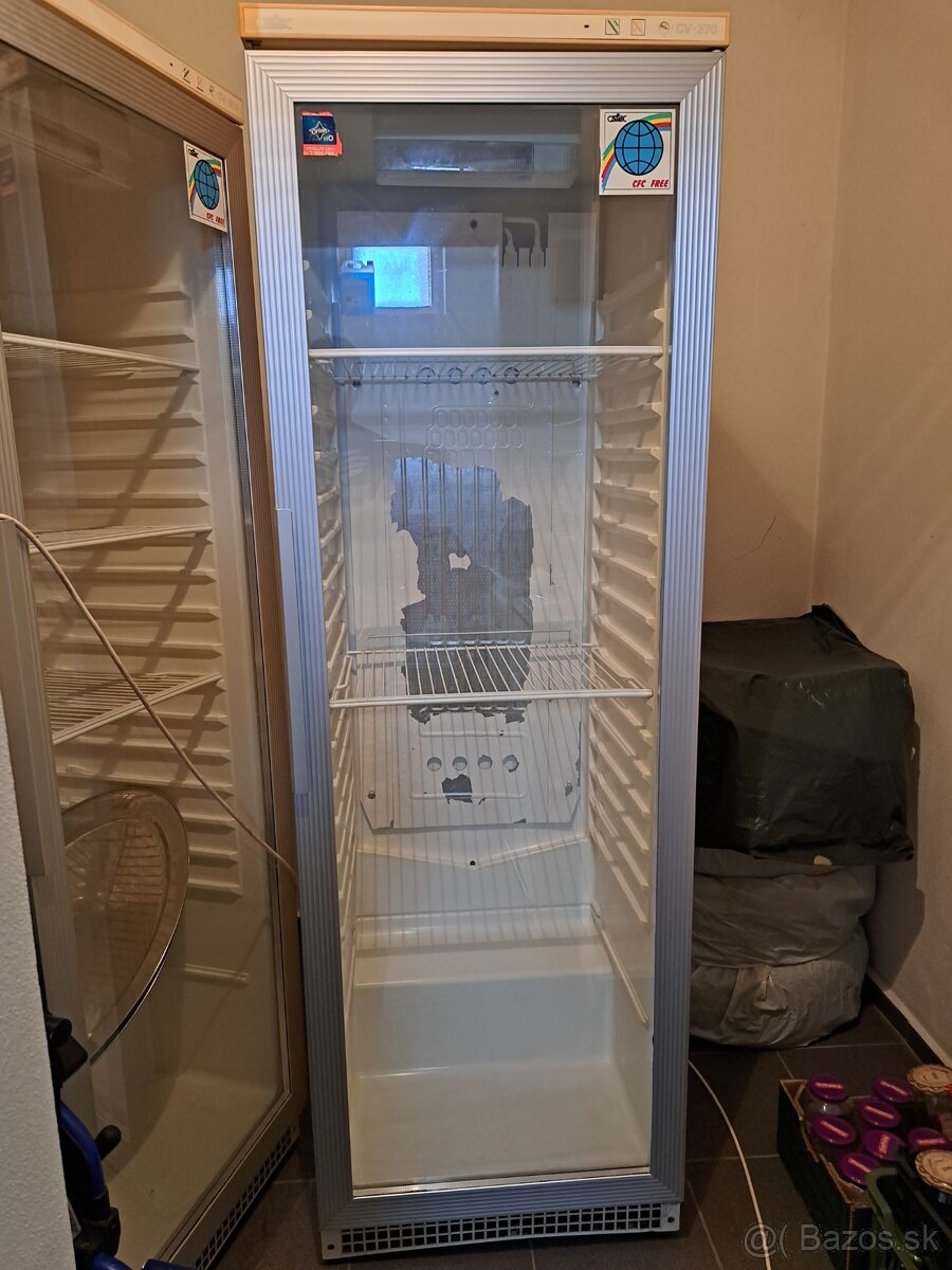 Presklené chladničky Calex CFC FREE, CV-370