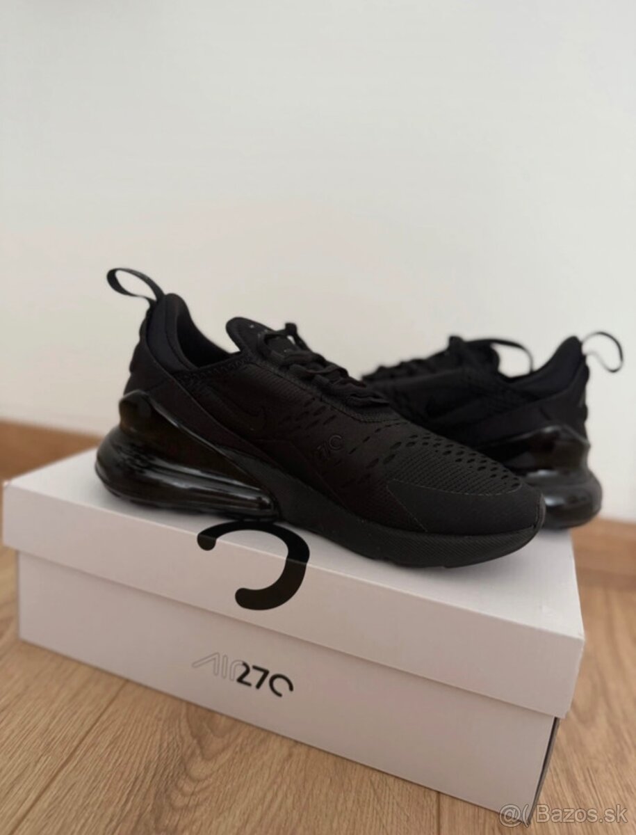 Nike W Air Max 270