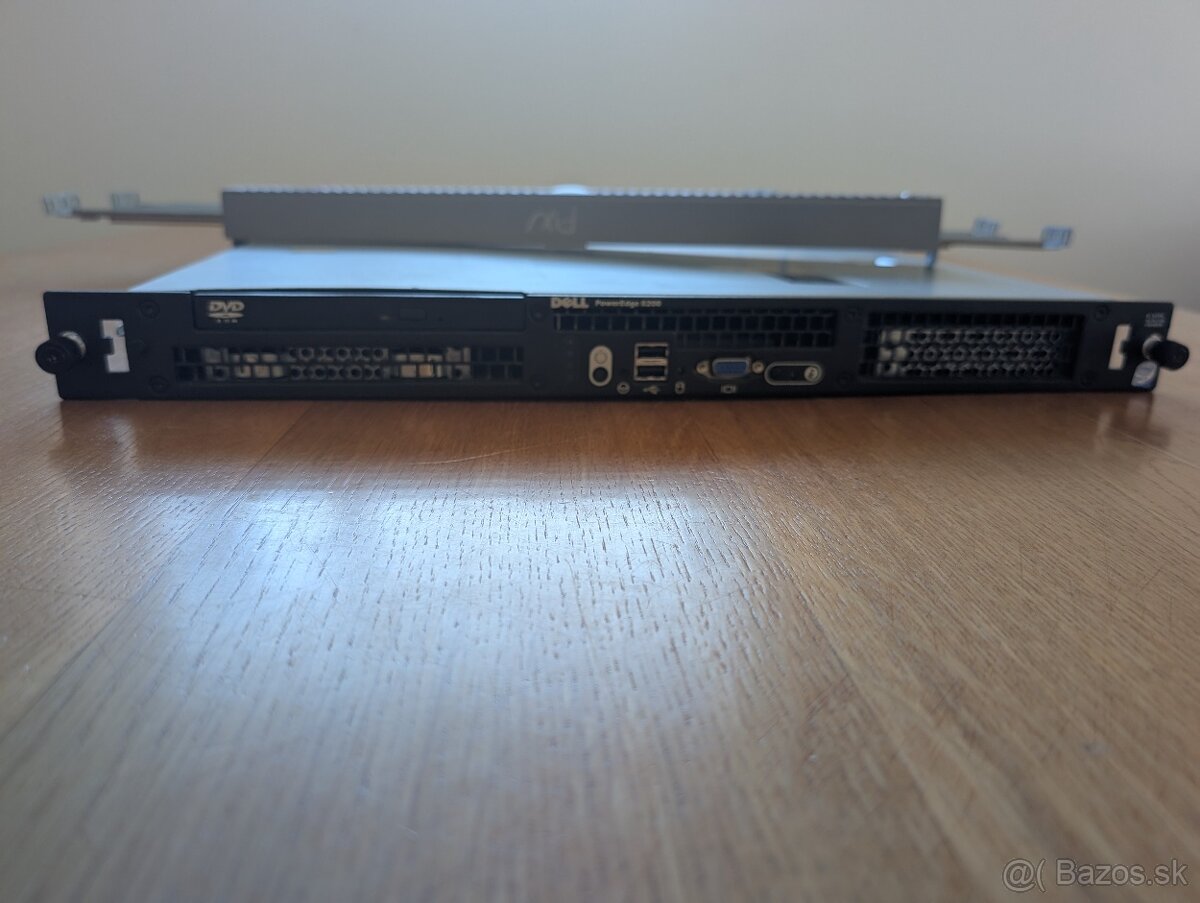Server Dell PowerEdge 2 core, 8GB ram, 2TB hdd, 4x1Gbit eth