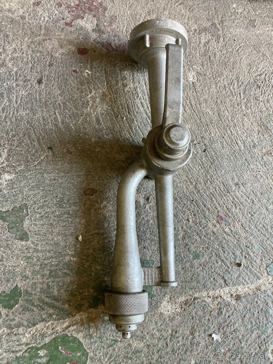 Požiarne striekačky sací kôš