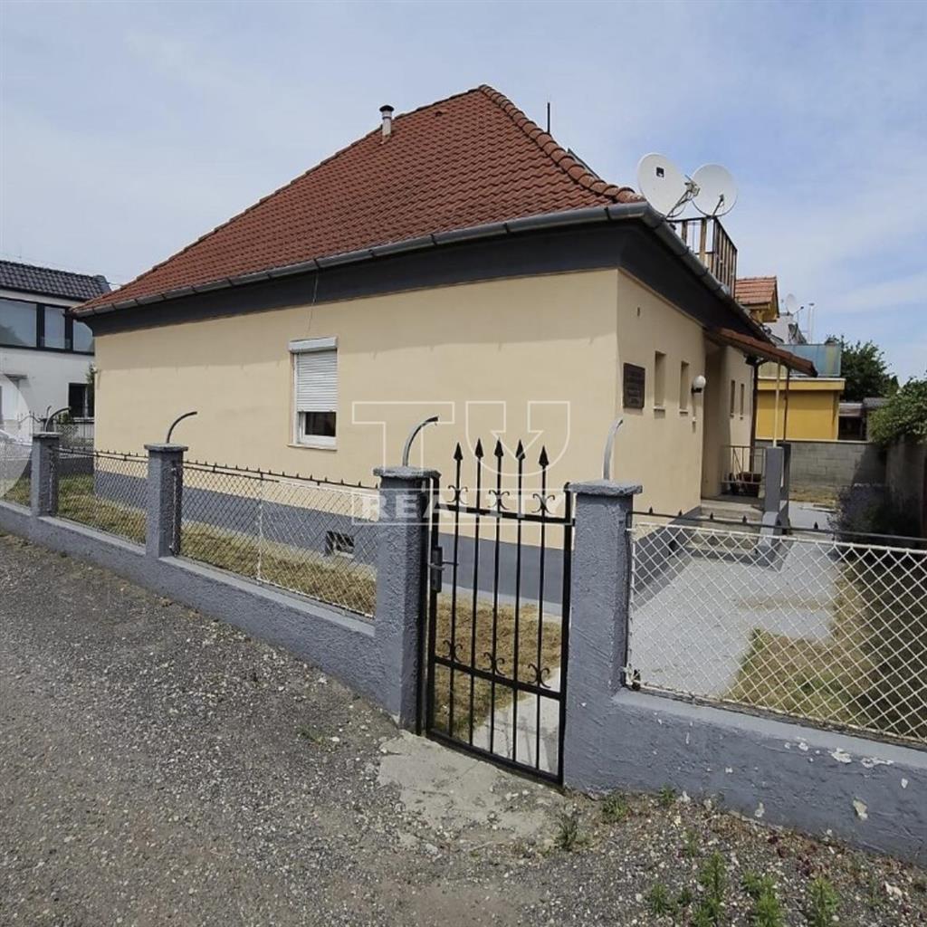 Na predaj:Rodinný dom s potenciálom v obľúbenej časti...