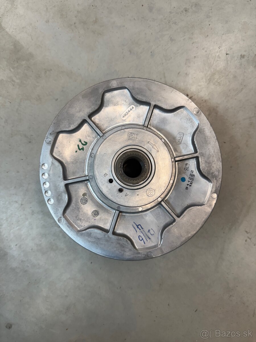 Komplet spojka / variator TGB