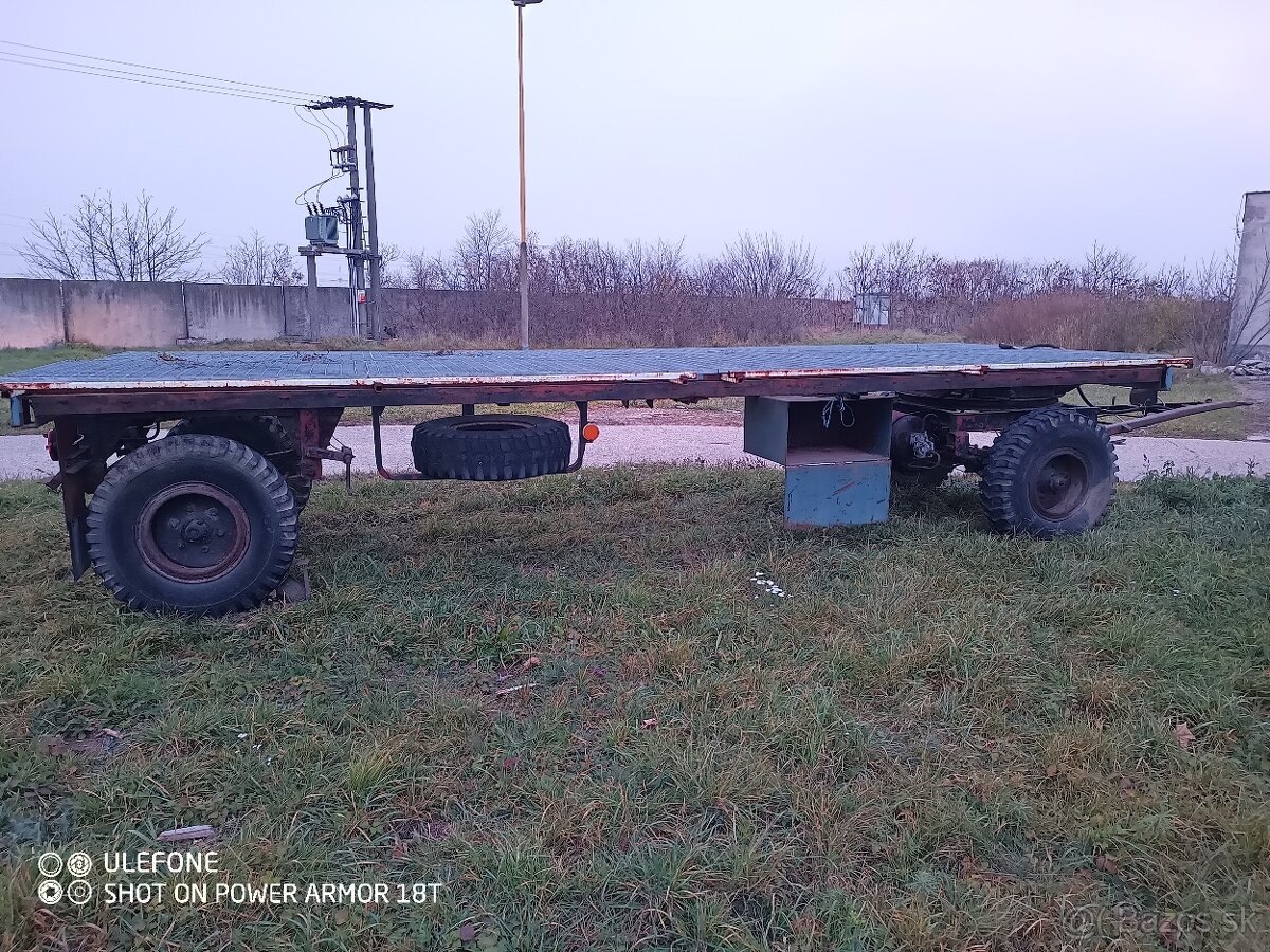 Vlečka na balíky 6,1m