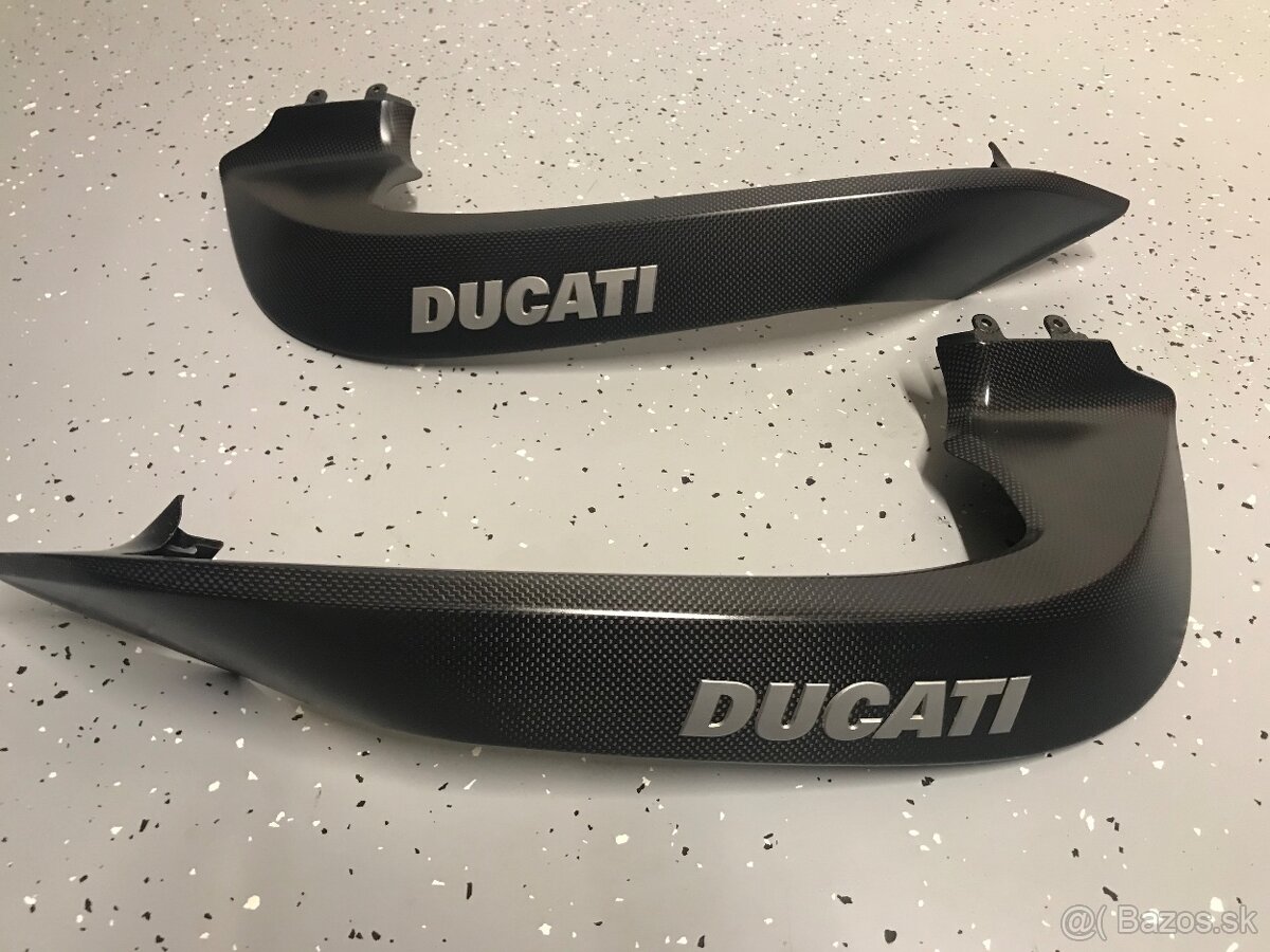 Karbónový kryt Ducati MTS 1260