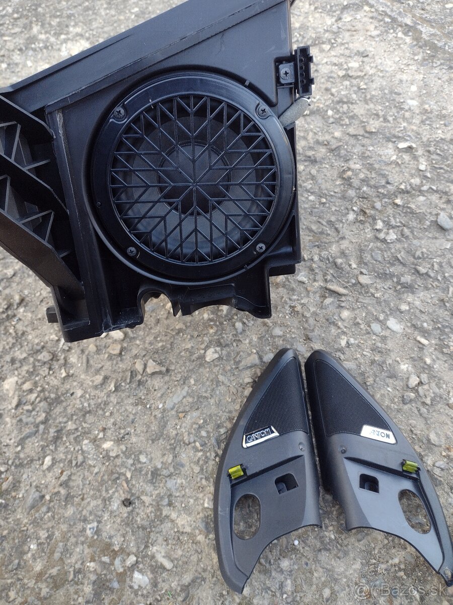 CANTON hudba Octavia 3 RS