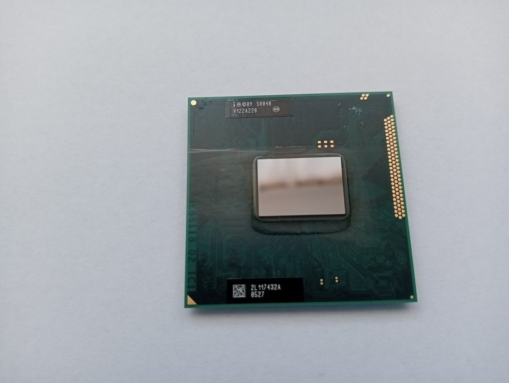 predám procesor pre notebooky Intel® core™ i5 2410M