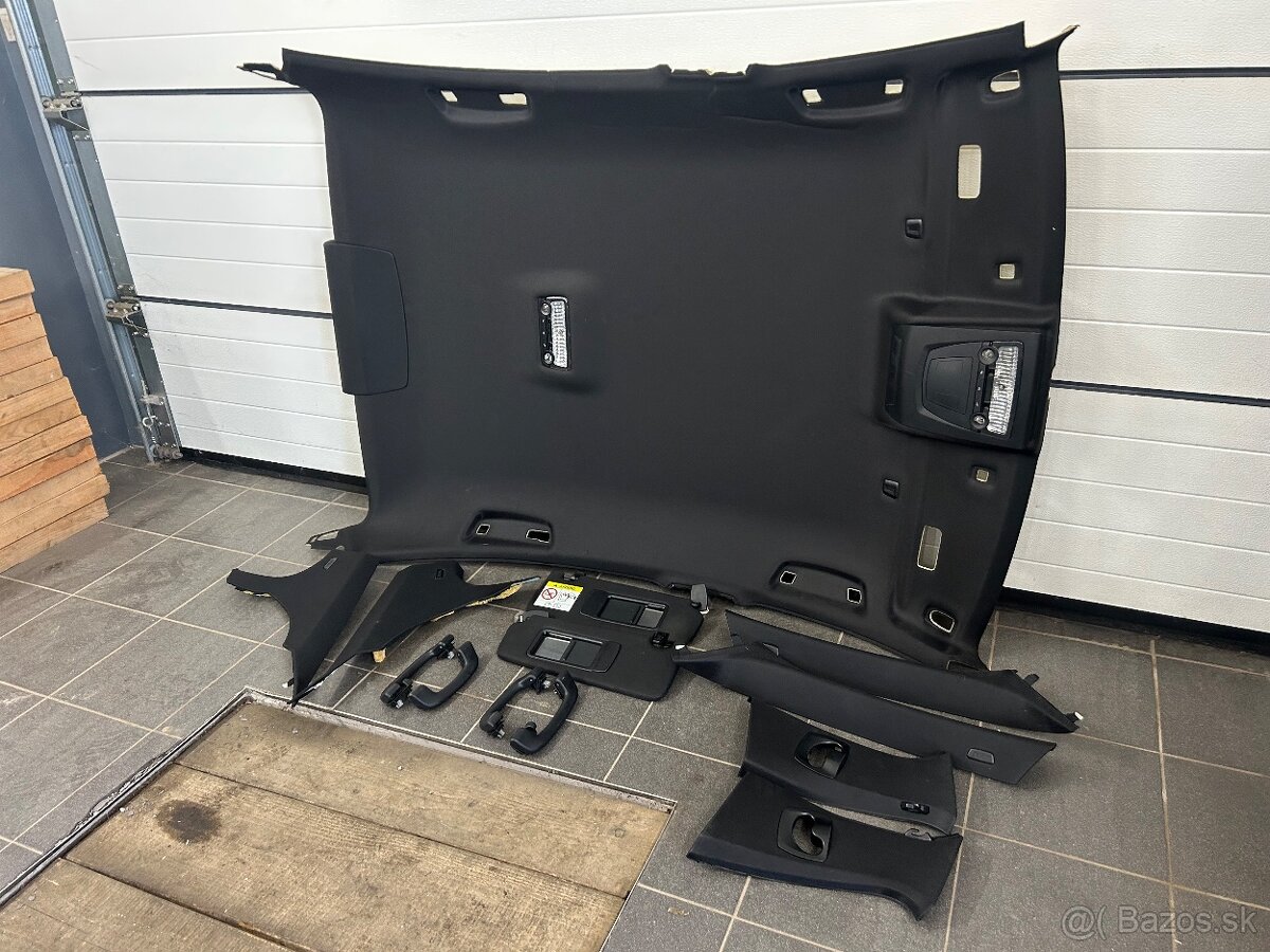 Čierny strop pre BMW F10