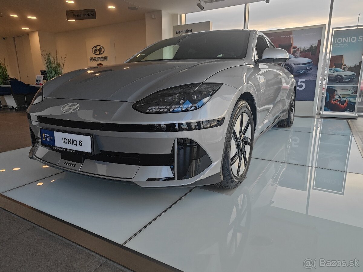 Hyundai IONIQ 6 239kW 77kWh 4WD Premium, R18