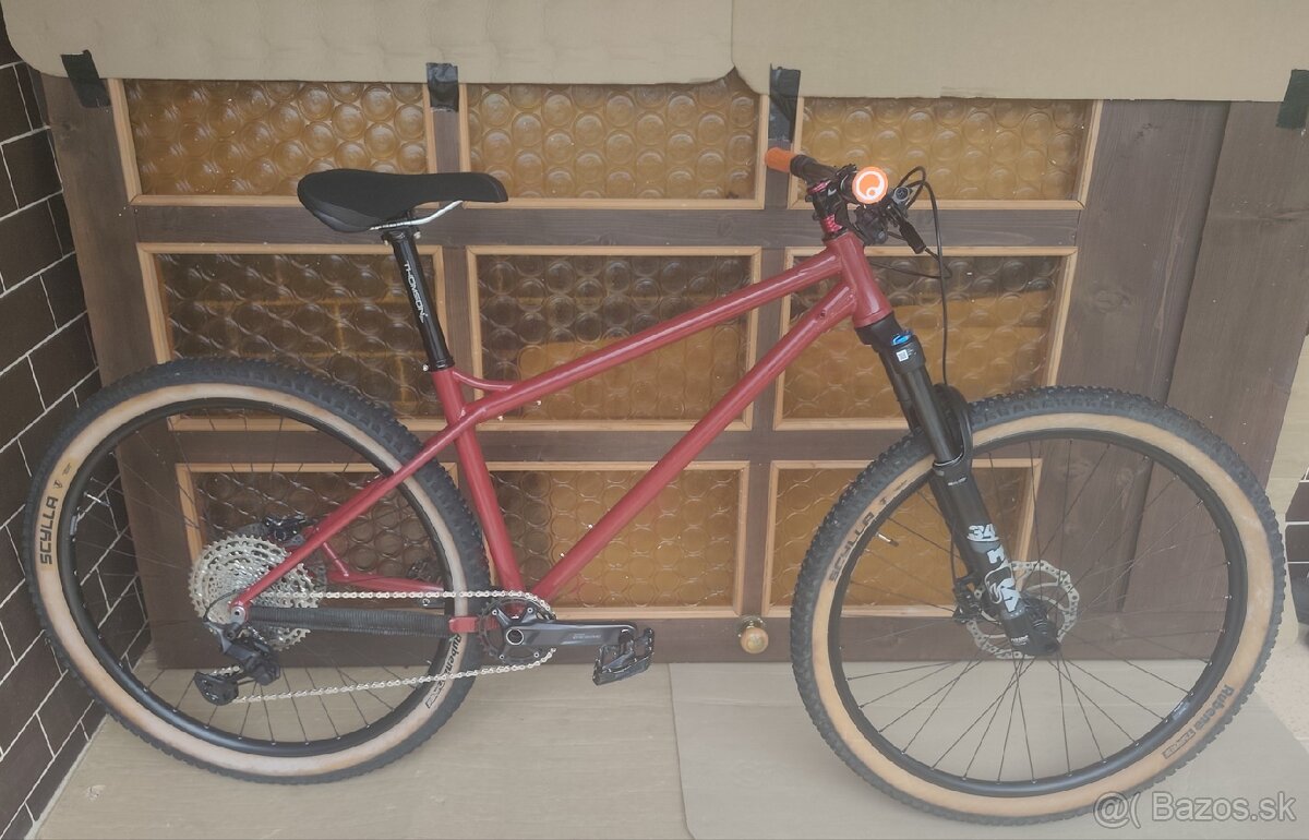 STEEL HARDTAIL MARINO