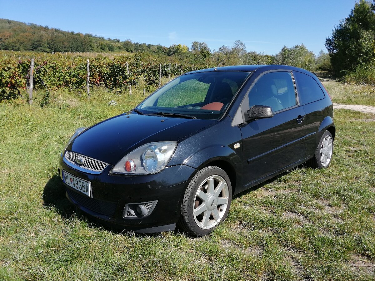 Ford Fiesta - automat