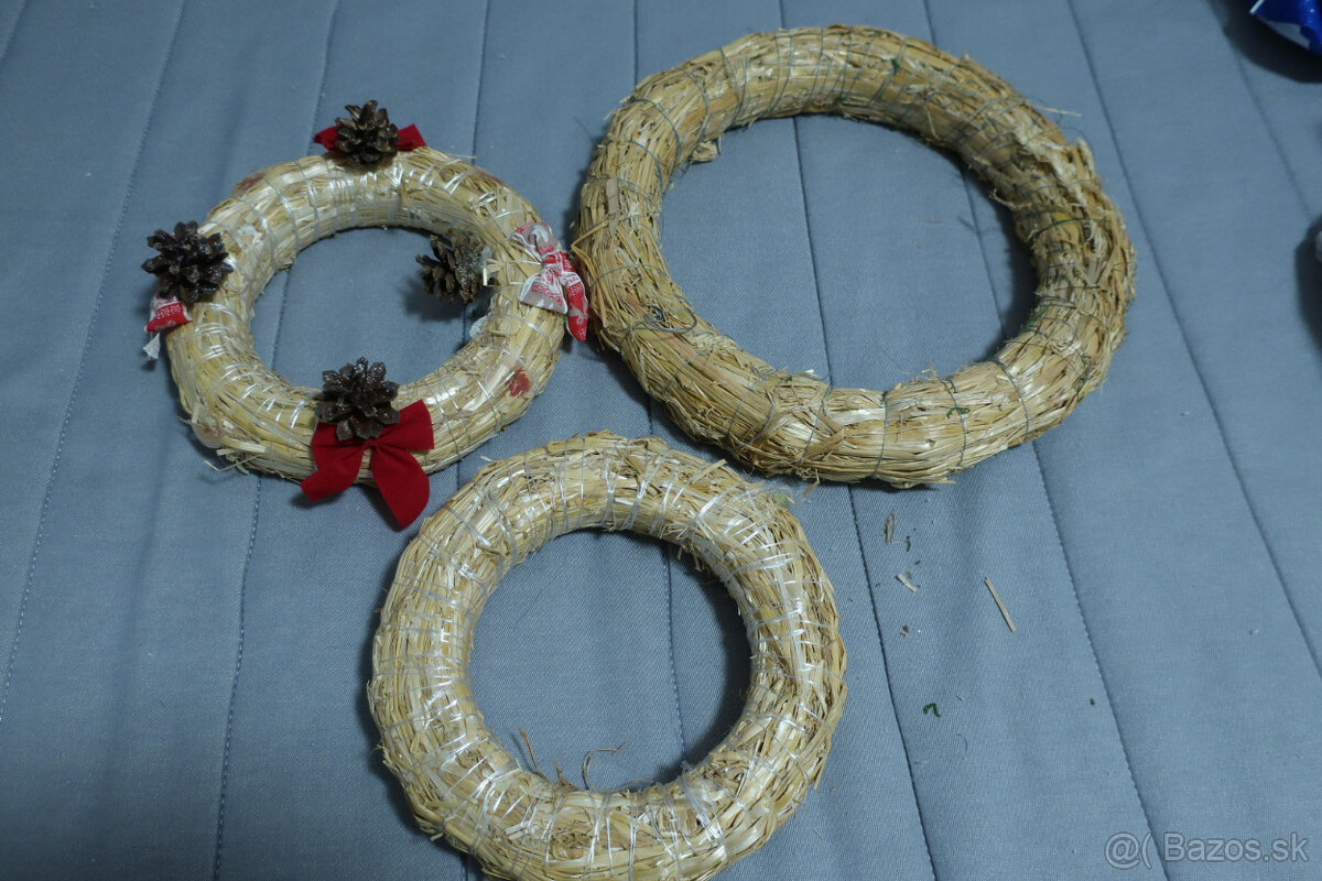 Vianocne ozdoby, dekoracie