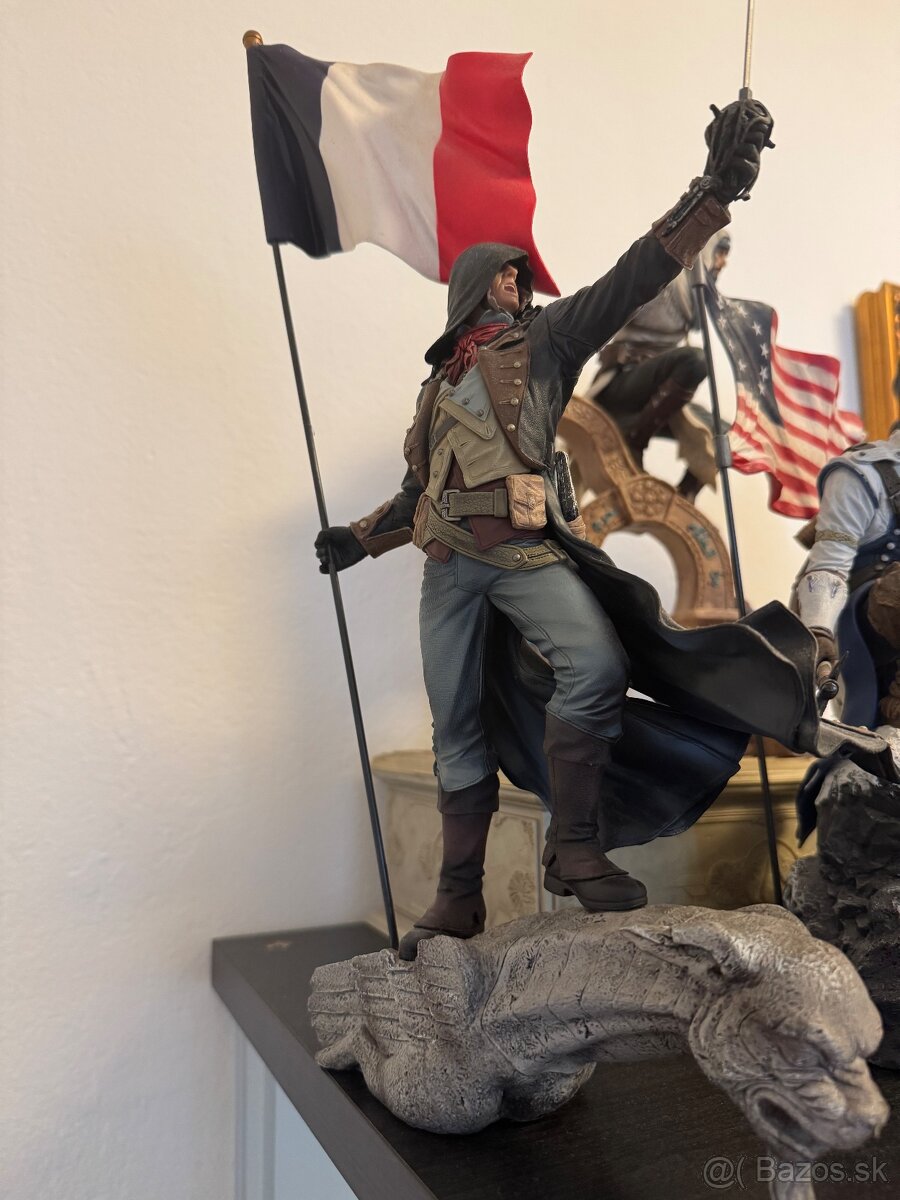 Assasins creed figurka Arno Notre Dame edicia