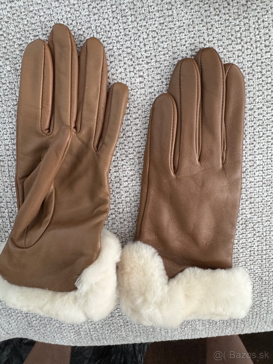 Kožené rukavice značky UGGs
