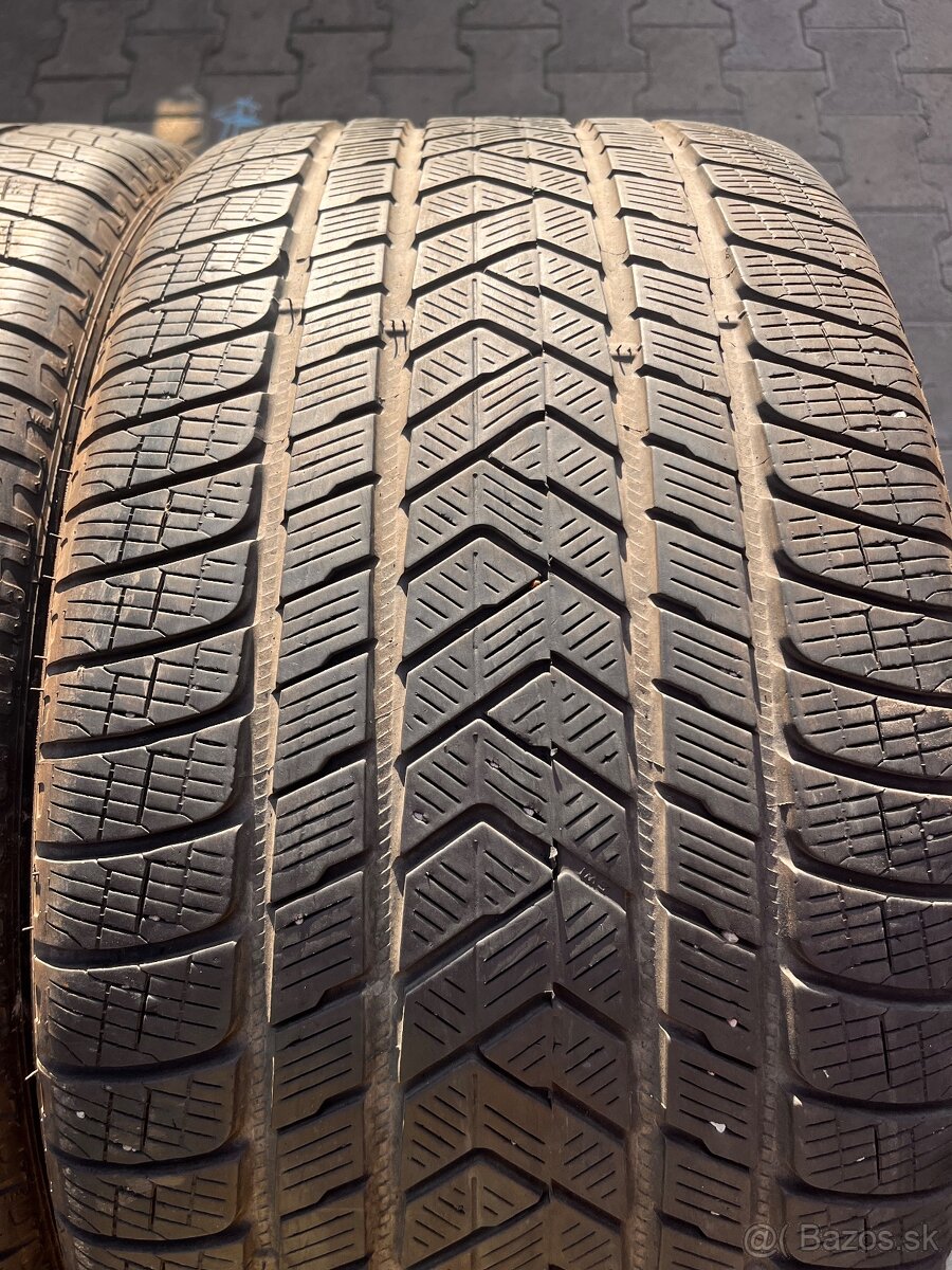 285/45R22 325/40R22 Pirelli zimne