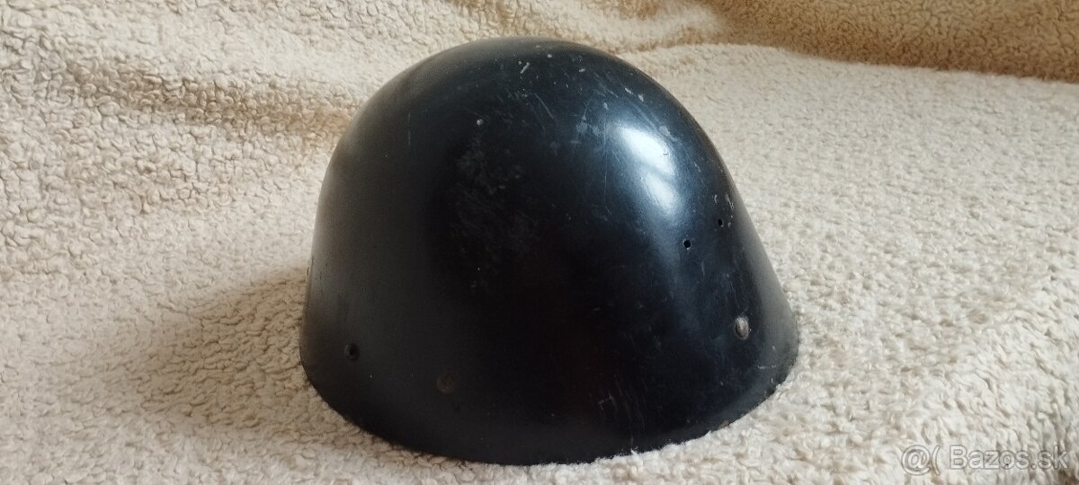 Prilba Vz.32 hasič