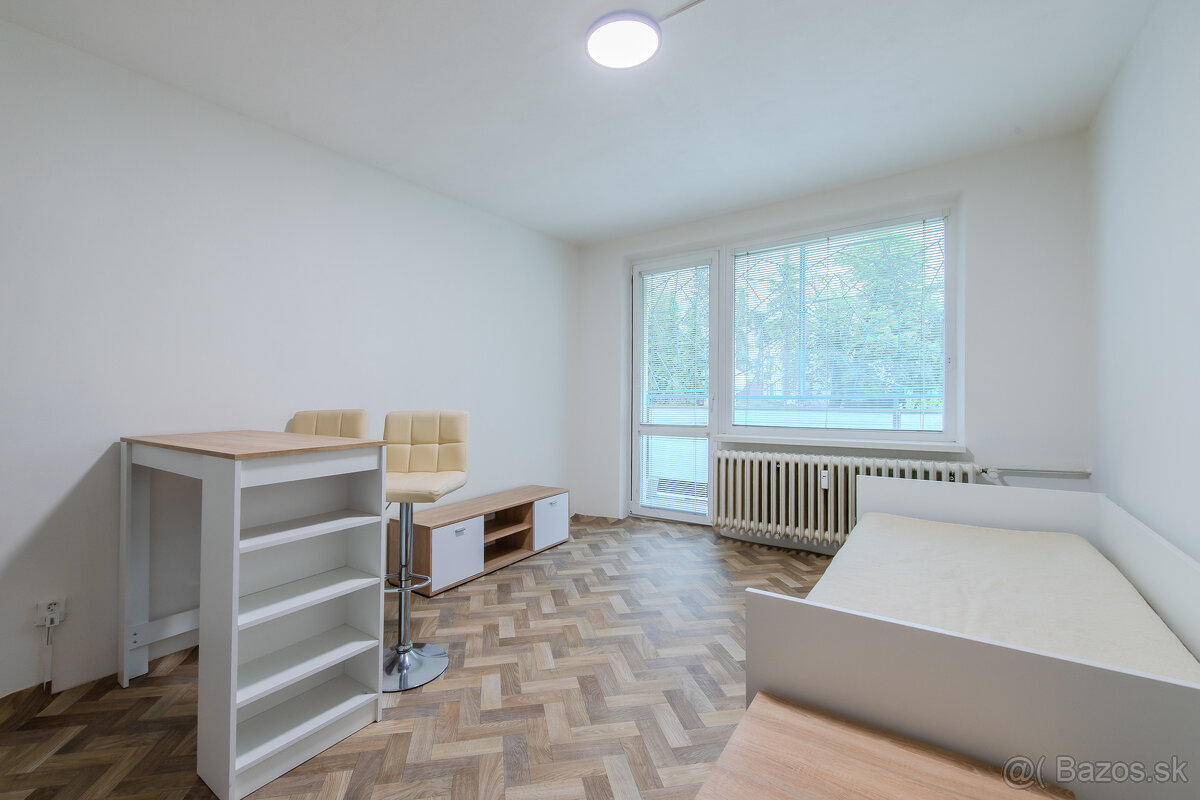 Na prenájom garsónka - Staré Mesto, Košice