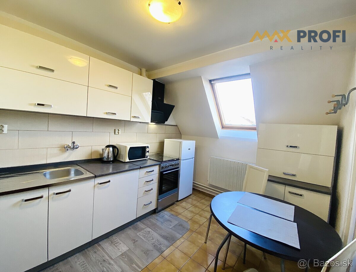 Na prenájom 2 izbový byt, 68 m2, Martin - Centrum