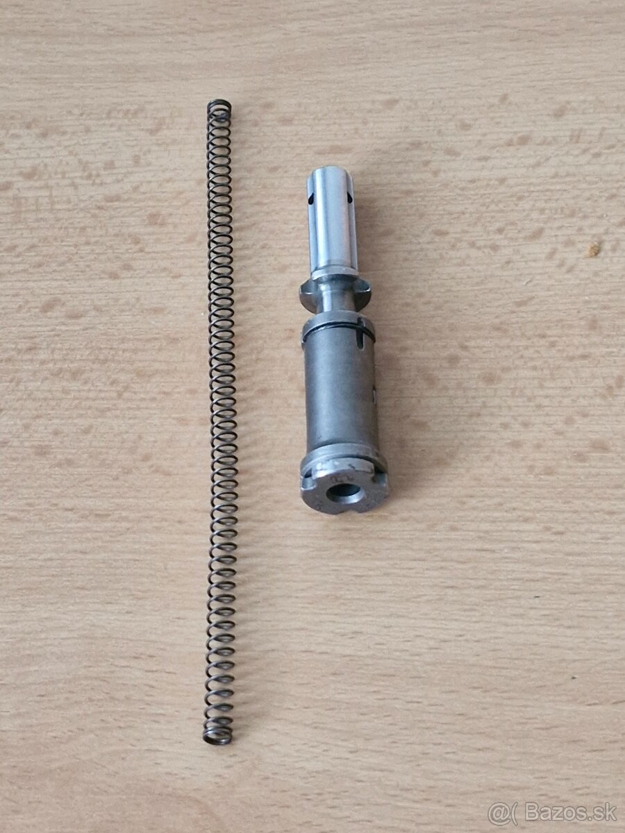 Vz.61 spomaľovač kadencie s pružinou