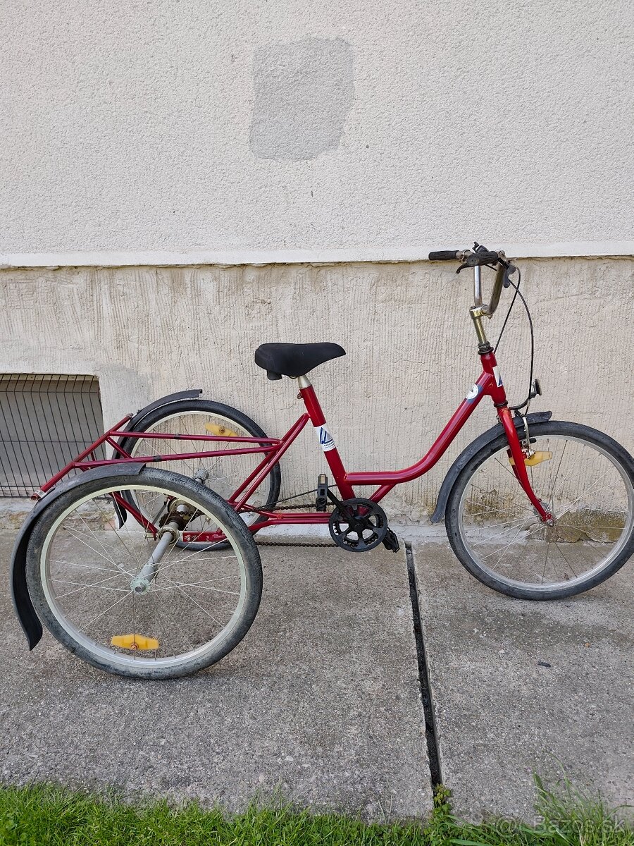 Trojkolesový bicykel