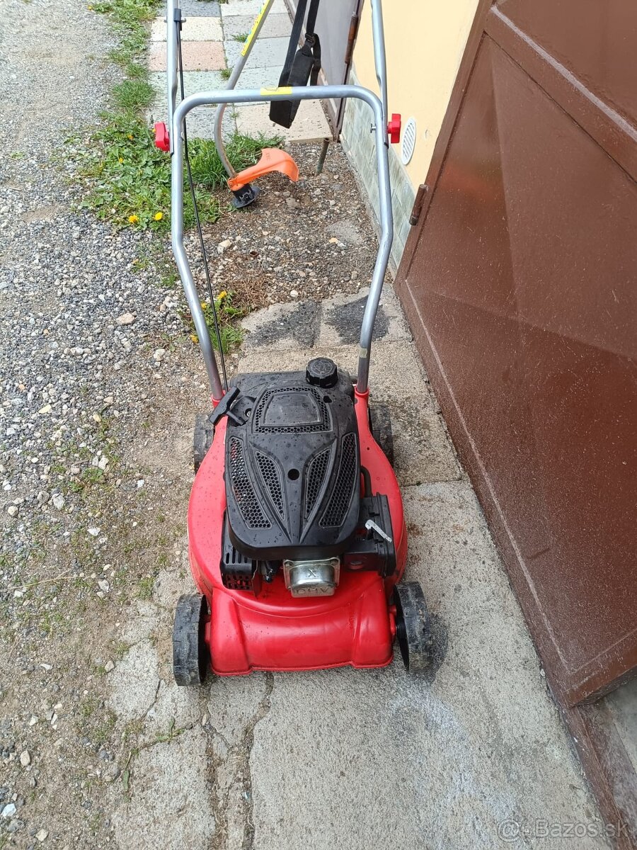 Kosačka HECHT 5406