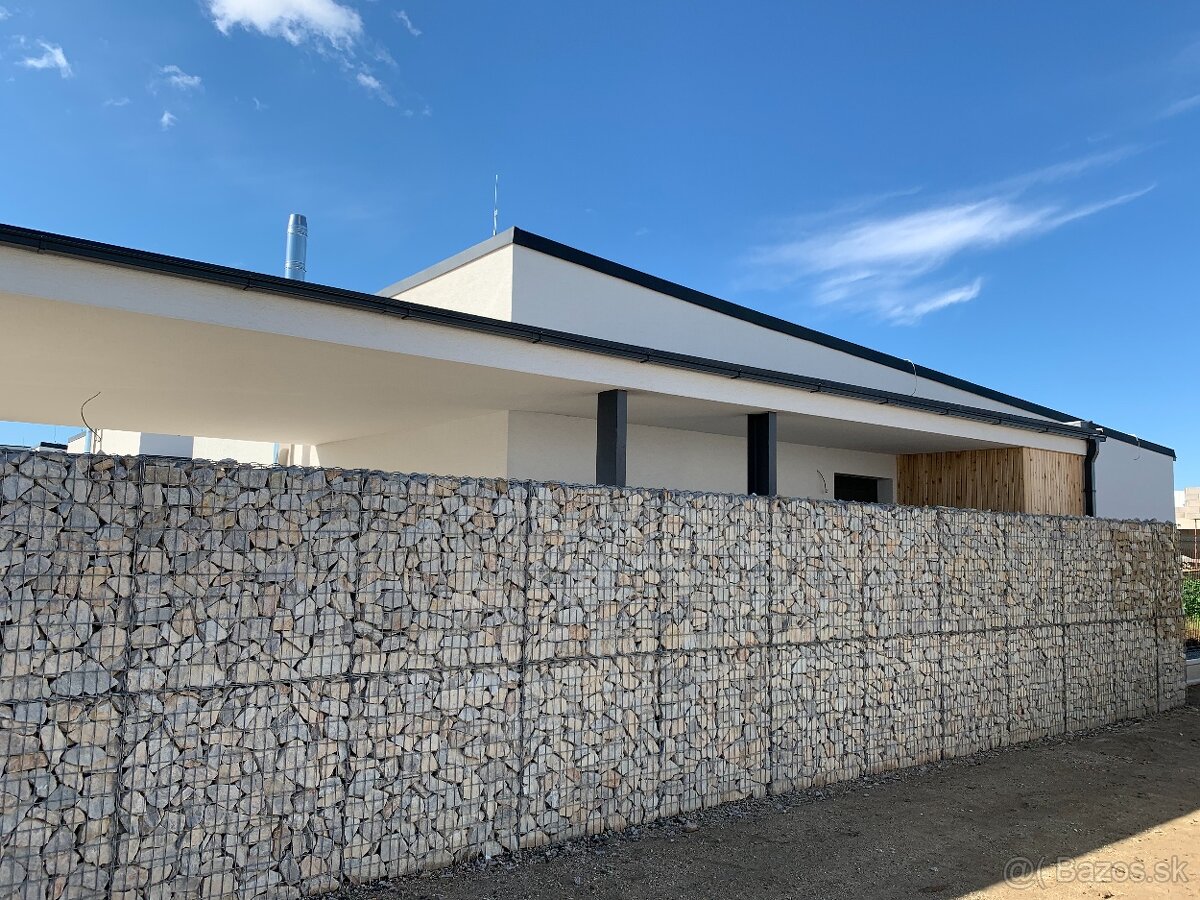 GABIONY, gabionové ploty a oporné múry na kľúč.