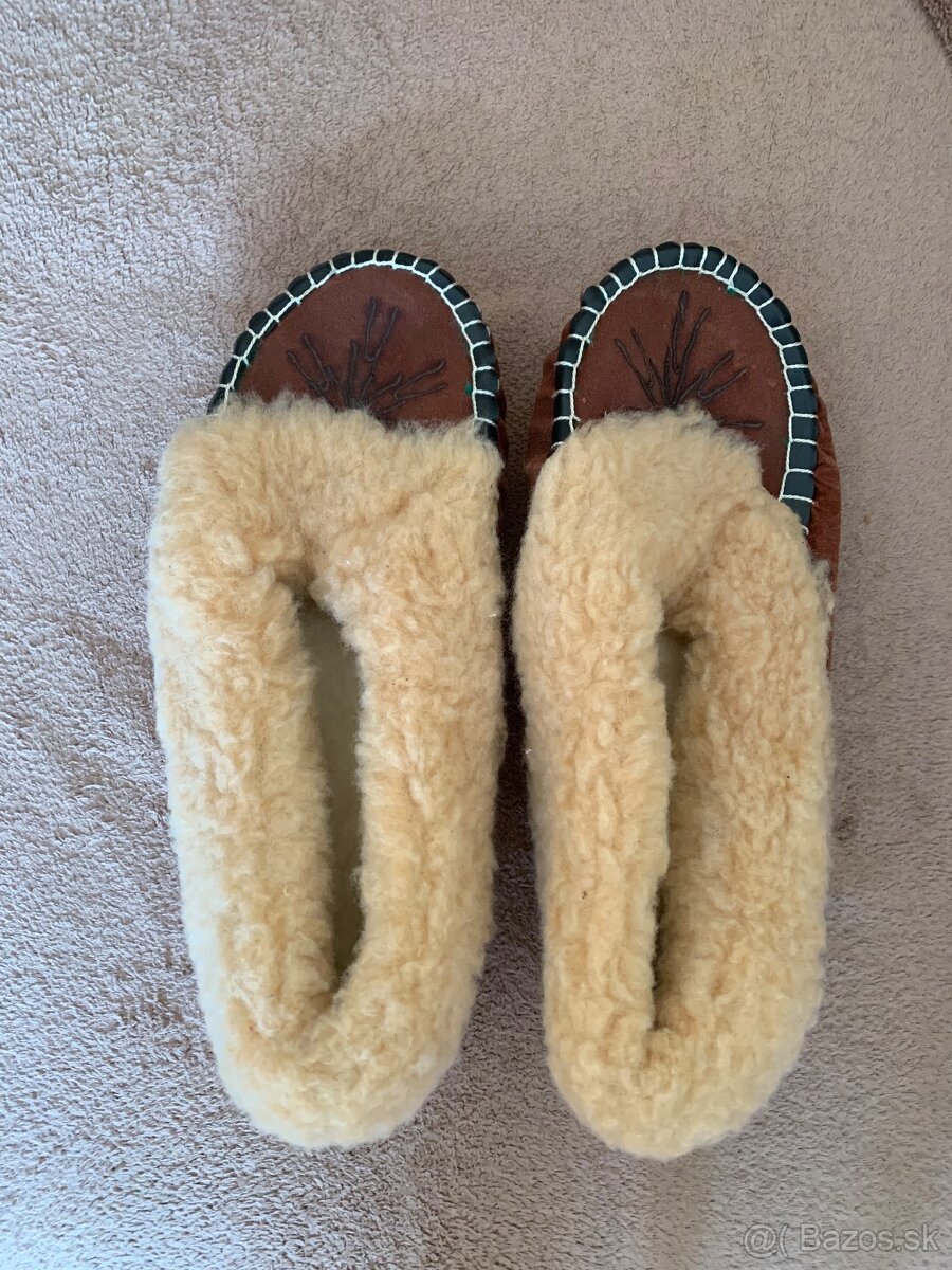 Dámske papuče