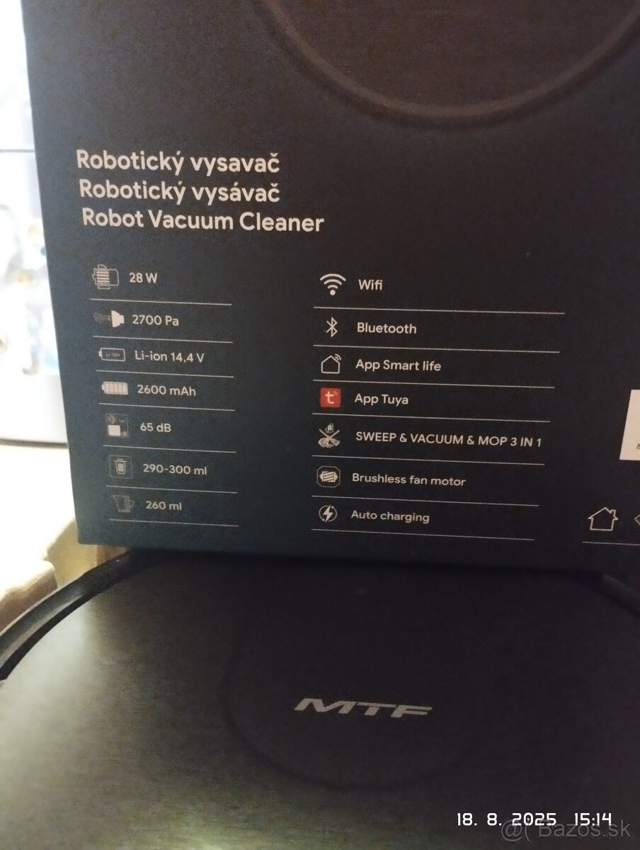 ROBOTICKÝ VYSÁVAČ