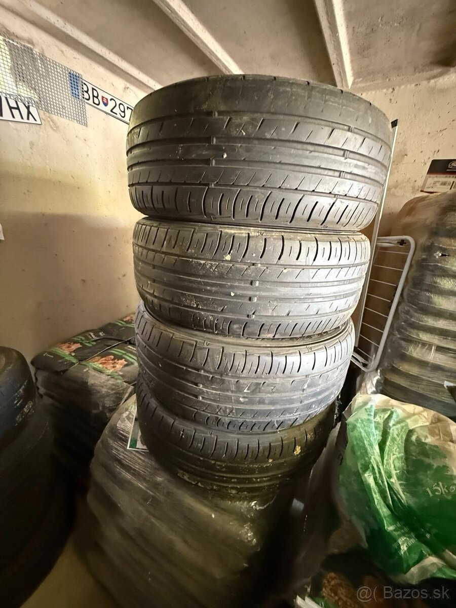 Letné pneumatiky 255/55 R17 4x / 225/50 R16 Y 4x. Spolu - 8x