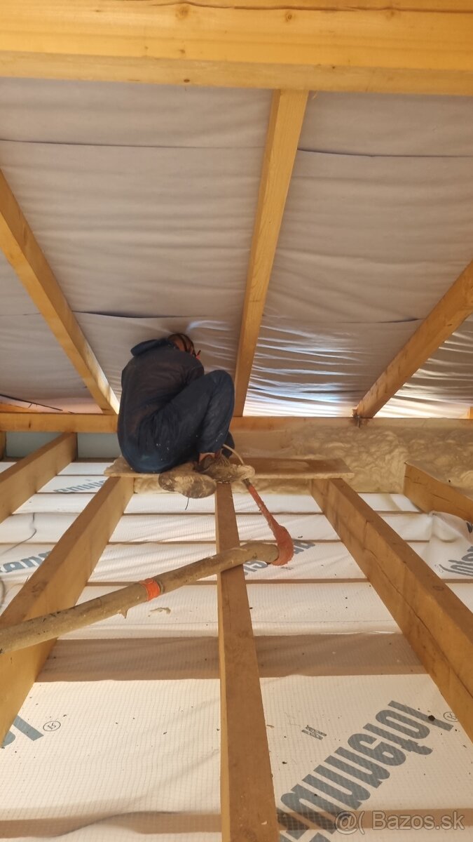 Striekaná izolácia