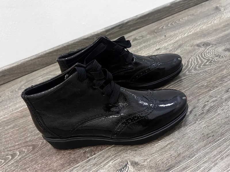 ARA, kožené zateplené členkové topánky, 39,5