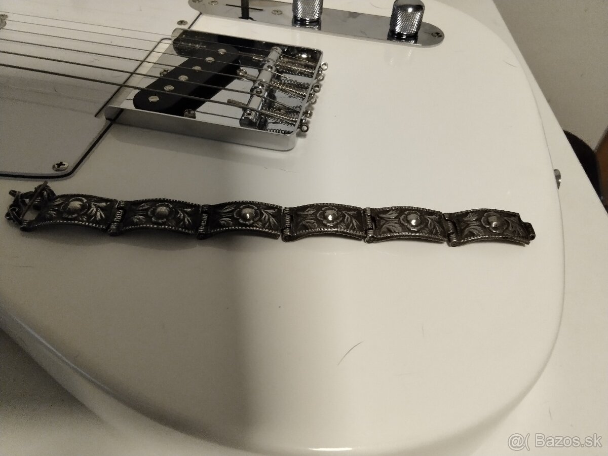 Predám strieborný starožitný naramok