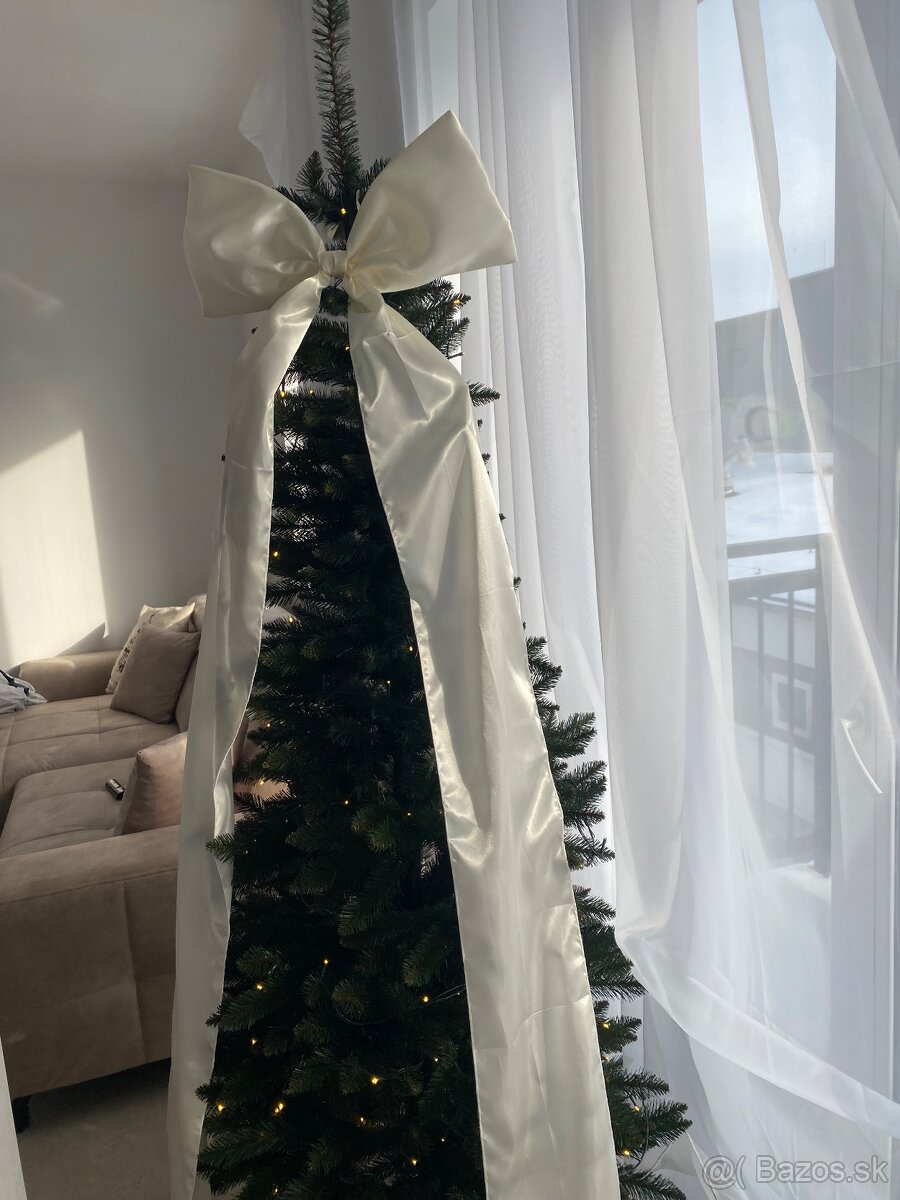 Vianočný stromček 220cm