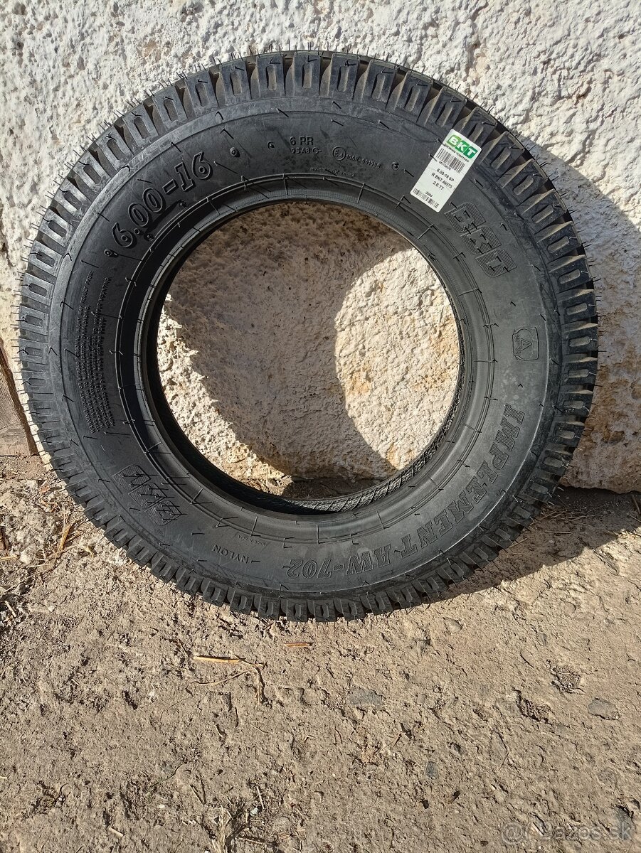 pneumatiky na vlečku